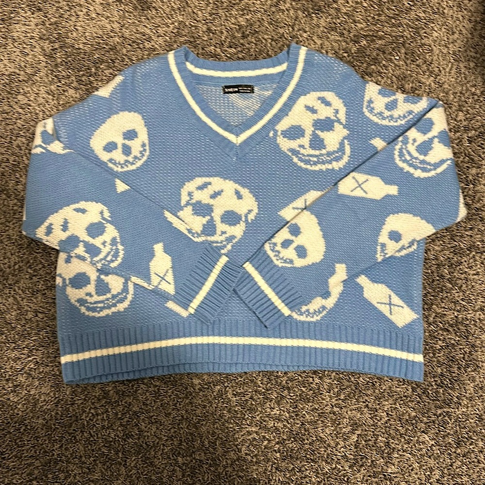 Women’s Blue Skull Sweater